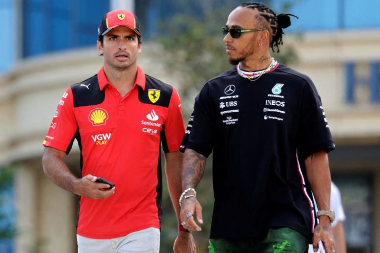 Formula 1 |  Lewis Hamilton in talks to join Ferrari in 2025