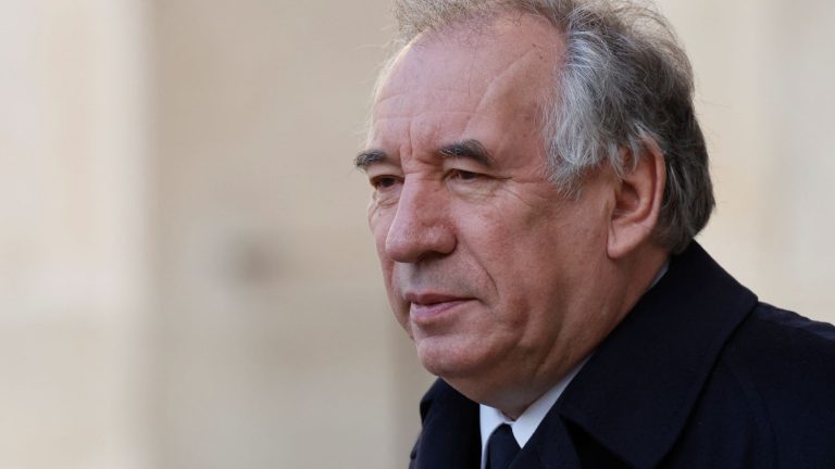 François Bayrou justifies his refusal to enter the government by addressing an indictment to the head of state