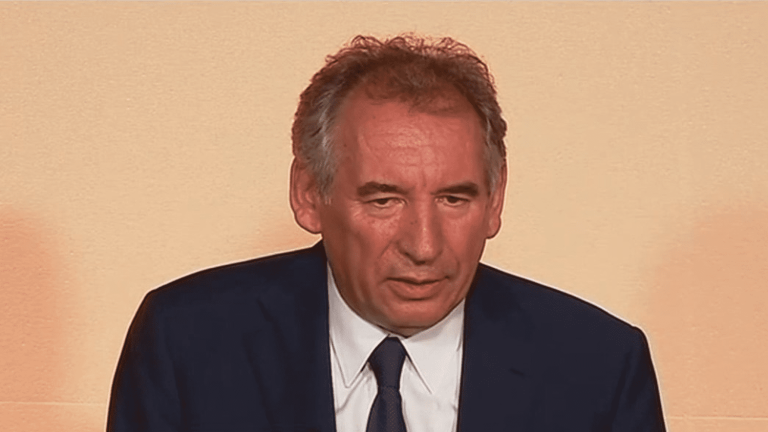 François Bayrou sows trouble at MoDem