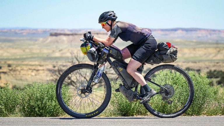 From Banff to Mexico: a former professional cyclist travels 4,500 km… and comes face to face with a grizzly bear