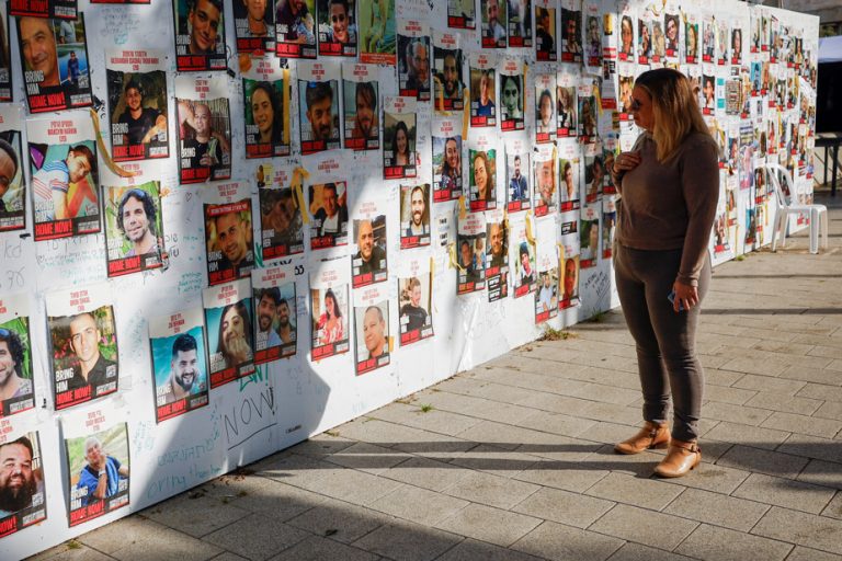 Israel and Hamas at war |  In Tel Aviv, a “Hostages’ Square” to support and inform