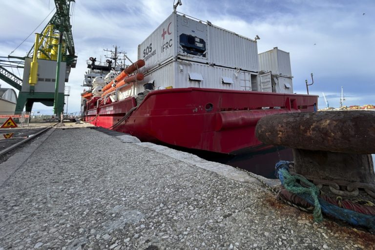 Italy |  SOS Méditerranée protests against new detention of the Ocean Viking