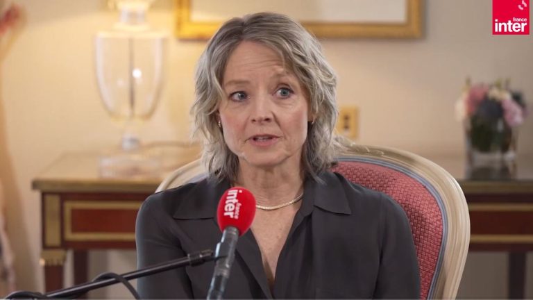 “It’s good that people are waking up” in France, says actress Jodie Foster