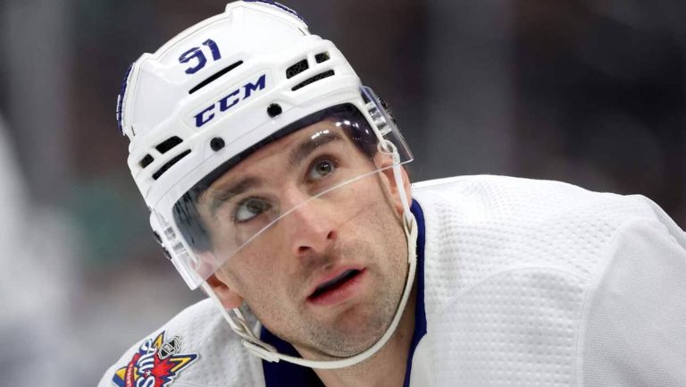 John Tavares sues Canada Revenue Agency