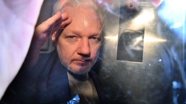 Julian Assange tries to obtain a last appeal from British justice against his extradition to the United States