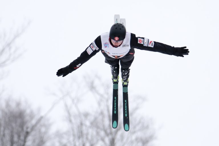 Lac-Beauport Aerials World Cup |  Marion Thénault dominates qualifying