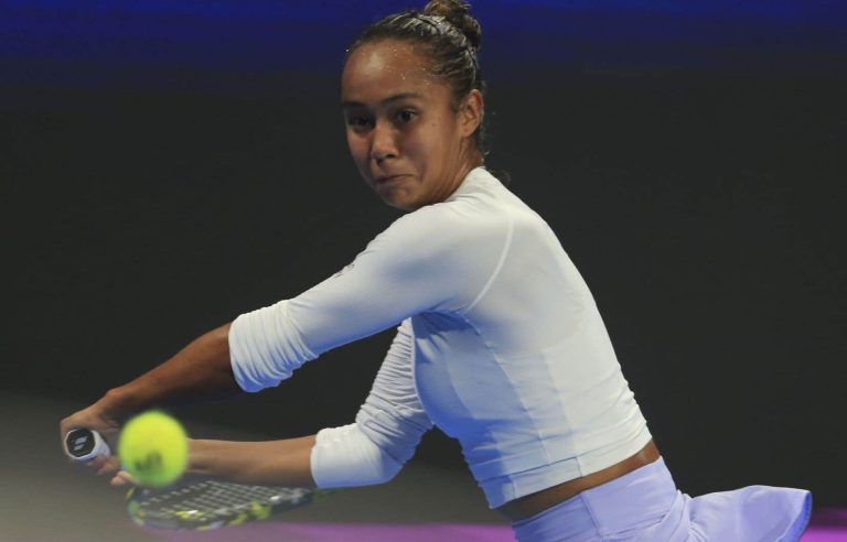 Leylah Fernandez defeats Pera and advances to the second round of the Dubai tournament