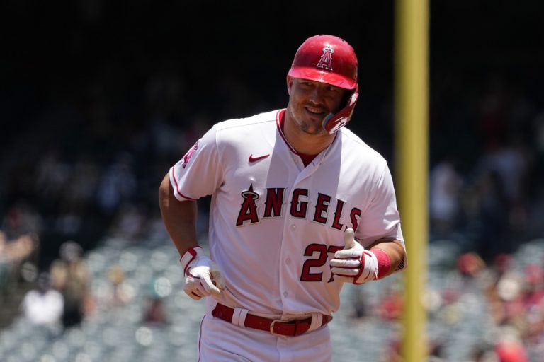 Mike Trout wants to stay with the Angels