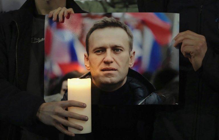 Navalny’s body was handed over to his mother, opponent’s team announces