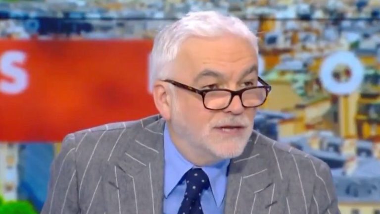 “Not everyone is Gérard Miller”, Pascal Praud atomizes Laurent Ruquier’s ex-columnist