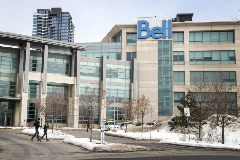 Optical fiber sharing |  Bell asks the CRTC to impose conditions