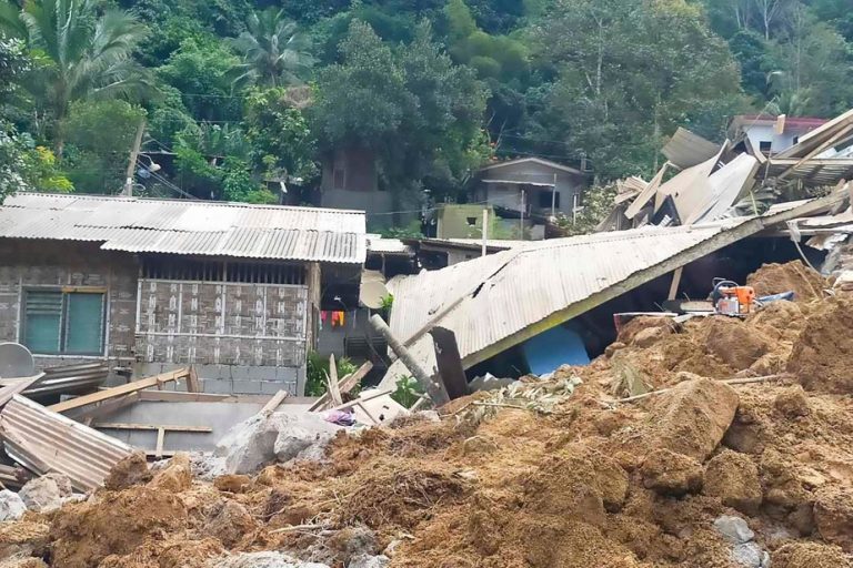 Philippines |  At least seven dead in landslide