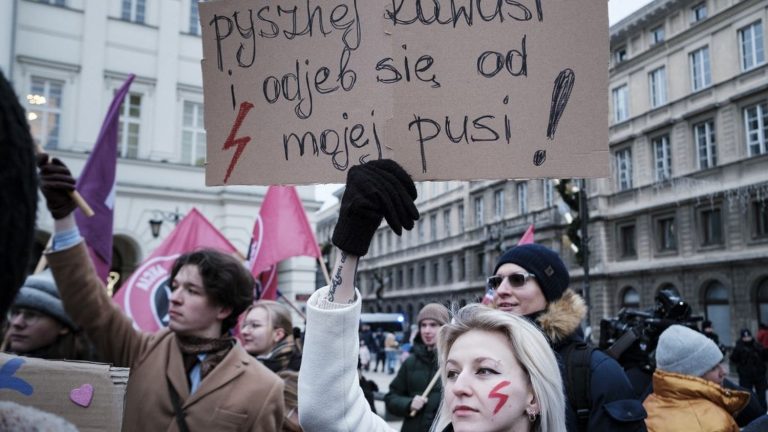 Polish Parliament liberalizes access to the morning-after pill