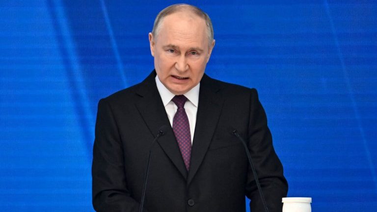 Putin judges that Western threats create a “real” risk of nuclear conflict