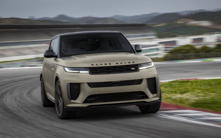 Range Rover Sport SV Edition One 2024: 626 horsepower on the track