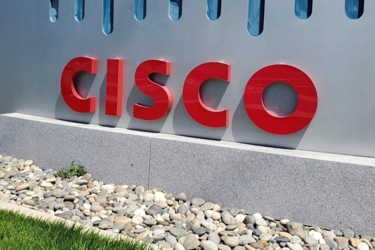 Restructuring plan |  Cisco will cut several thousand jobs