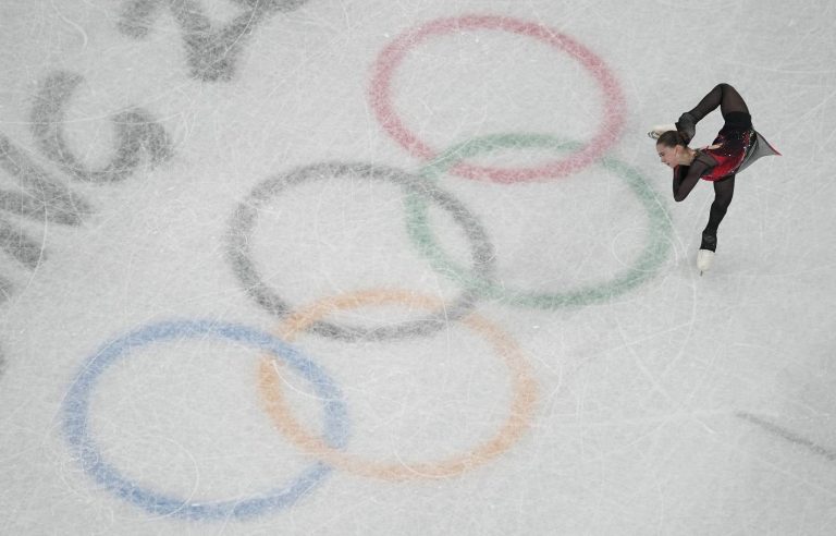 Russia and Canada challenge for 2022 Olympic team skating podium