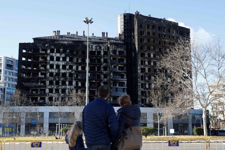 Spain |  Valencia reflects after deadly building fire