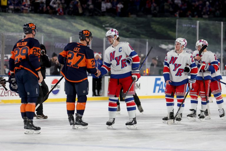 Sunday in the NHL |  Rangers beat Islanders in overtime