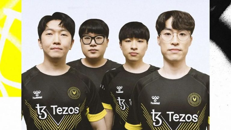 Team Vitality takes on the game “StarCraft II” with a Korean team