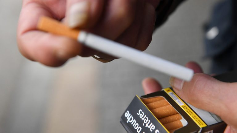 “There are immediate beneficial effects when stopping,” recalls a tobacco specialist