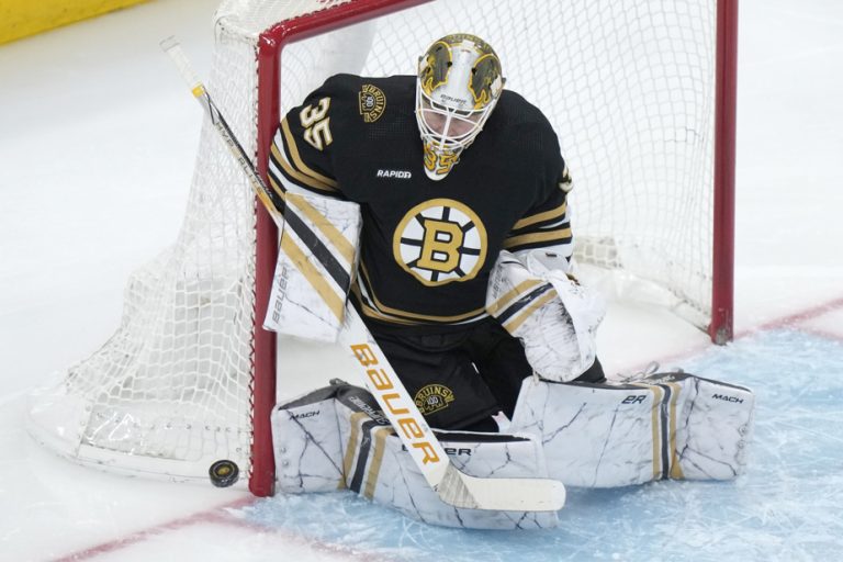 Thursday in the NHL |  Bruins shut out Canucks 4-0