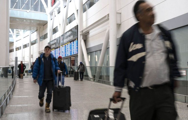 Toronto Pearson Airport “violated” language rights, judges Federal Court