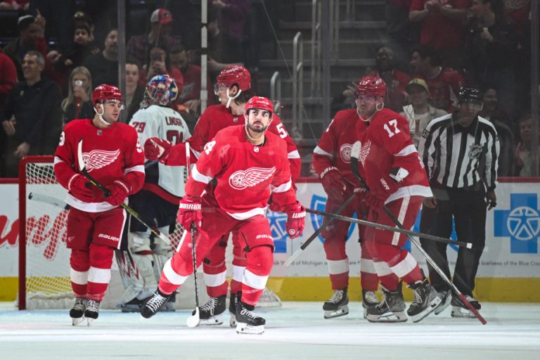 Tuesday in the NHL |  The Red Wings win a 6th game in a row