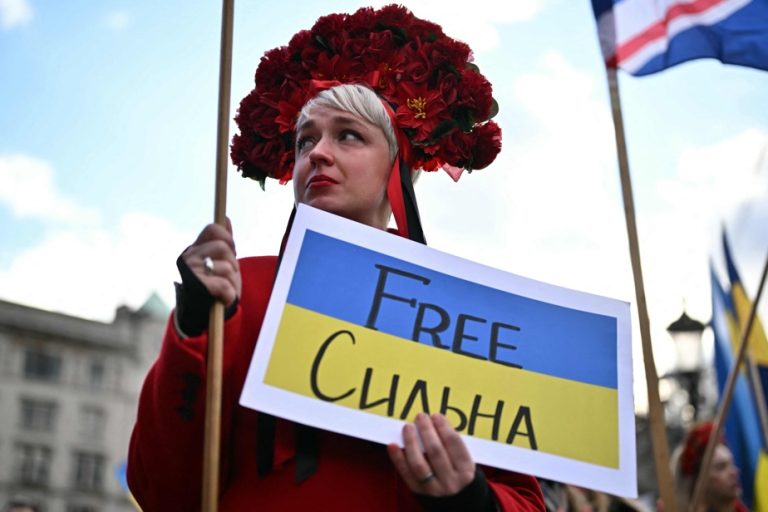 Two years of war in Ukraine |  Demonstrations in support of Ukraine across Europe