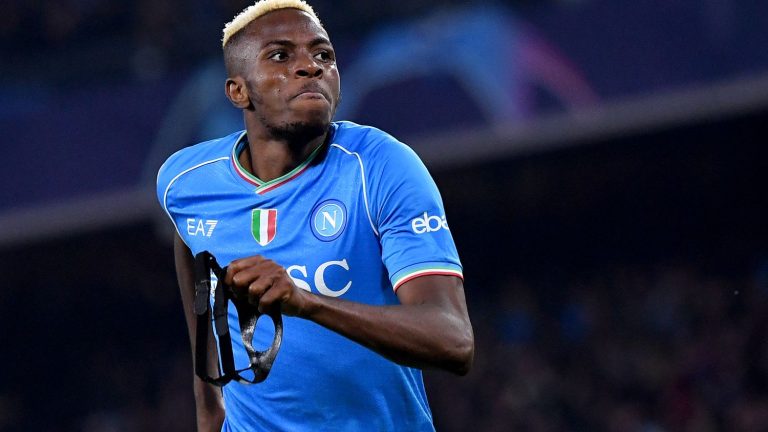 Victor Osimhen allows Naples to hold Barça, Arsenal cracks in Porto