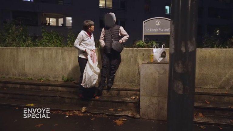 Video In Villeurbanne, to keep drug traffickers away, local residents organize “cleanliness operations” by keeping in touch with little hands