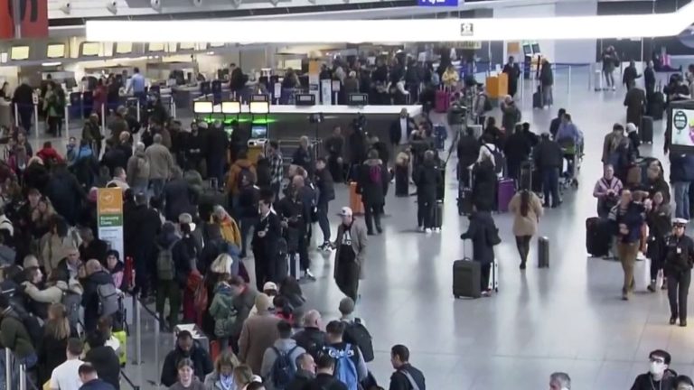 air transport on strike in Germany