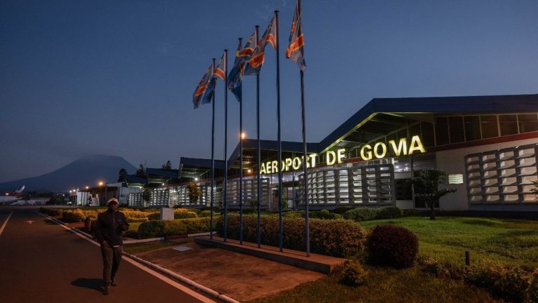 army accuses Rwanda of bombing Goma airport