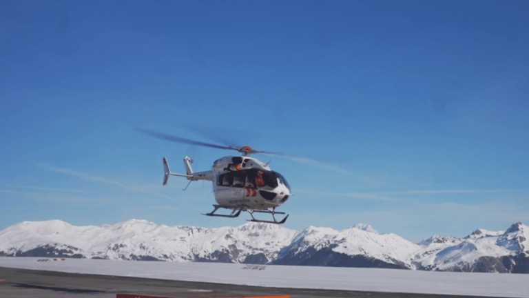 by helicopter or sled, the interventions of rescuers are increasing