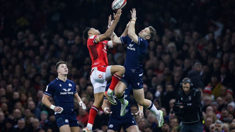 euphoric Scots in demonstration… Follow the match of the Six Nations Tournament