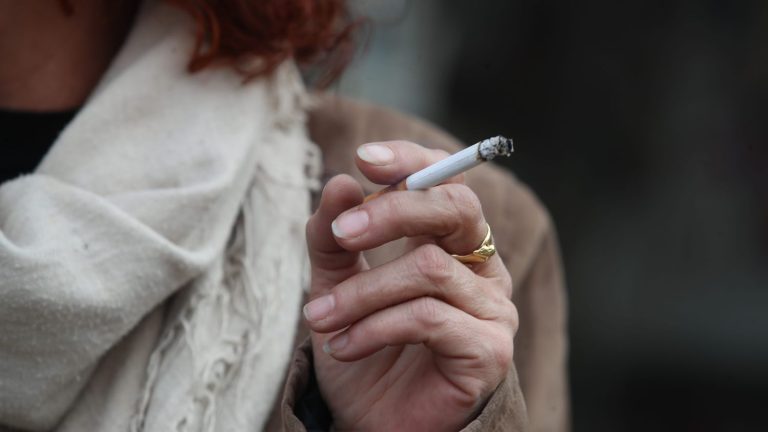 even after quitting, cigarettes affect the immune system, study finds