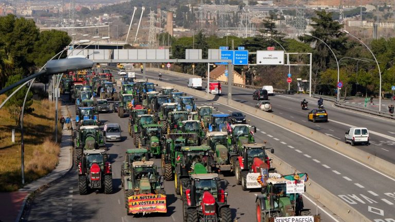 in Spain, farmers are determined to continue their mobilization