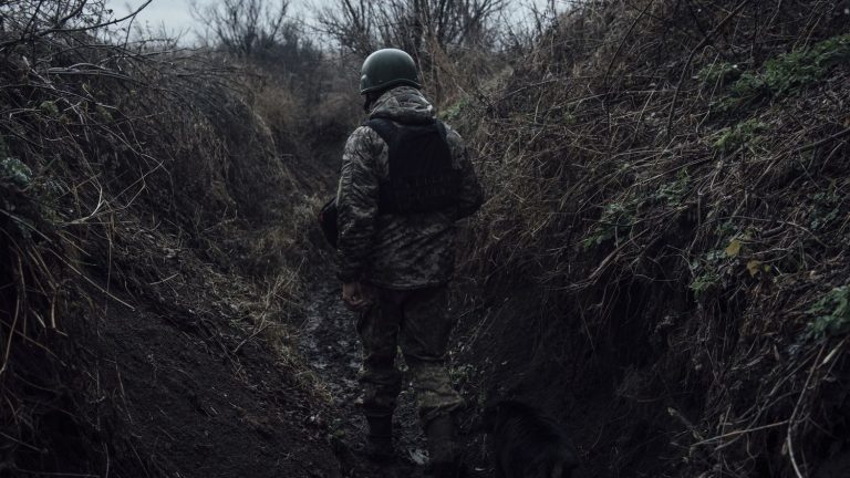 in Ukraine, the families of soldiers are worried about the extension of their mobilization