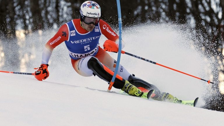 on the melted snow of Chamonix, the Swiss Daniel Yule wins the slalom after the biggest climb in history