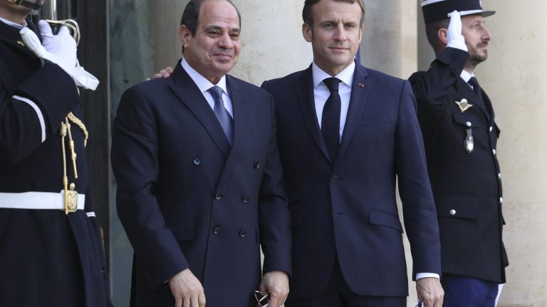 the French and Egyptian presidents express “their firm opposition” to an offensive on Rafah