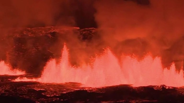 the spectacular eruption of a volcano in Grindavík