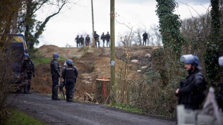 the UN rapporteur calls for an investigation and sanctions into the management of the ZAD by the police