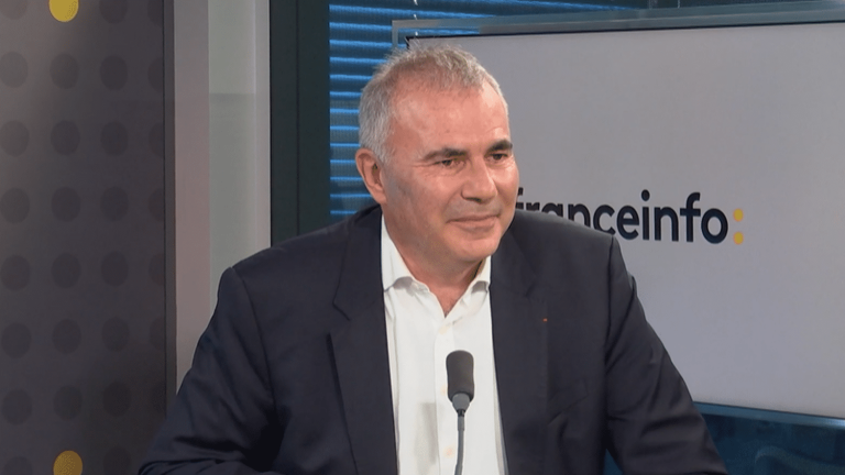 “15 billion euros are in the treasuries of major public and private accounts rather than in the treasuries of VSEs and SMEs”, regrets the business mediator