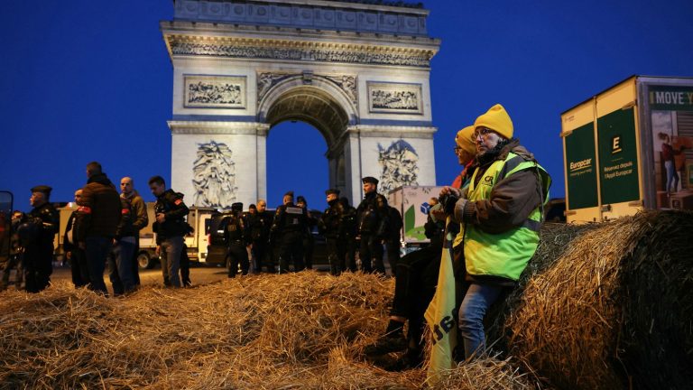 66 arrests after a surprise action by Rural Coordination on Place de l’Etoile in Paris, calm gradually returns