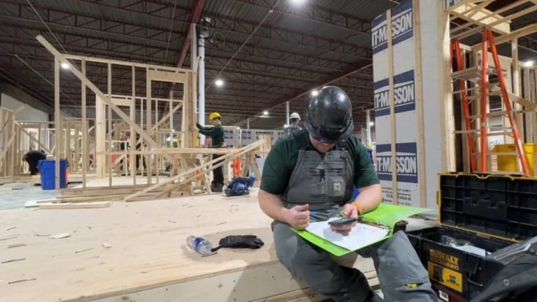 Accelerated construction training: a unique chance to start from scratch