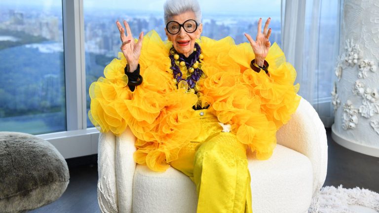 American icon Iris Apfel, “geriatric starlet” of fashion, dies at 102