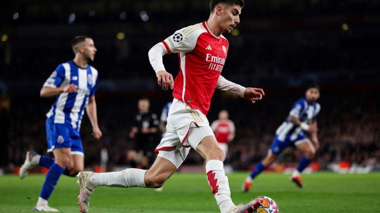 Arsenal beat Porto on penalties to reach quarter-finals