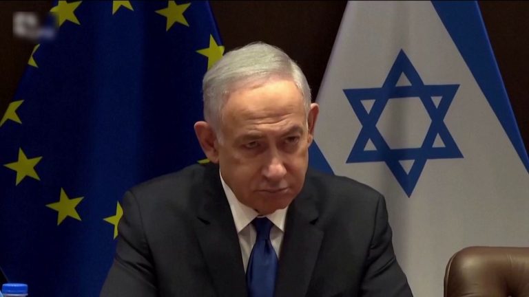 Benyamin Netanyahu stays the course despite criticism