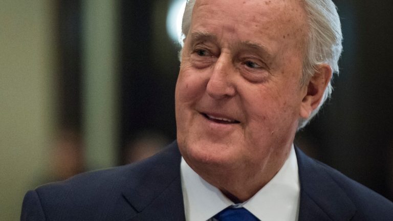 Brian Mulroney: the one who succeeded with us