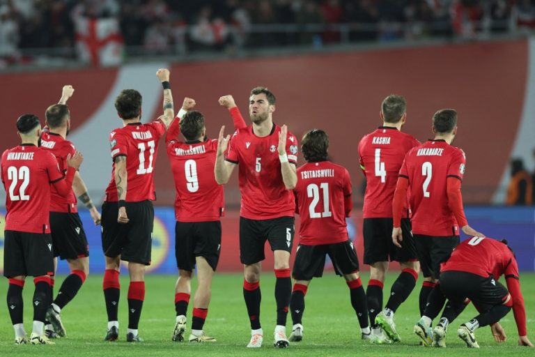 By beating Greece |  Georgia qualifies for the Euro